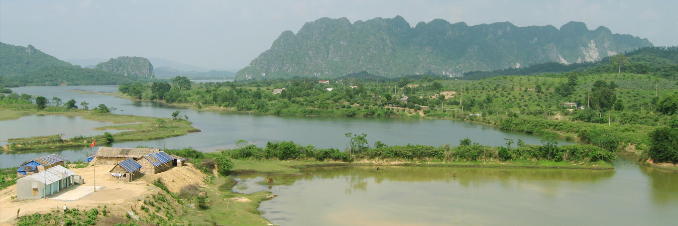 Toàn cảnh hạ du Hồ chứa nước Sông Mực