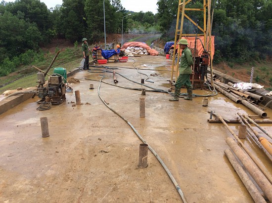 ICC2 thi công khoan phụt xử lý thấm đập Bản Trác thuộc kế hoạch bảo trì HCN Cửa Đạt năm 2020