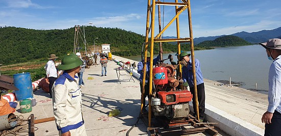 ICC2 triển khai thi công khoan phụt HCN Sông Lũy - Bình Thuận