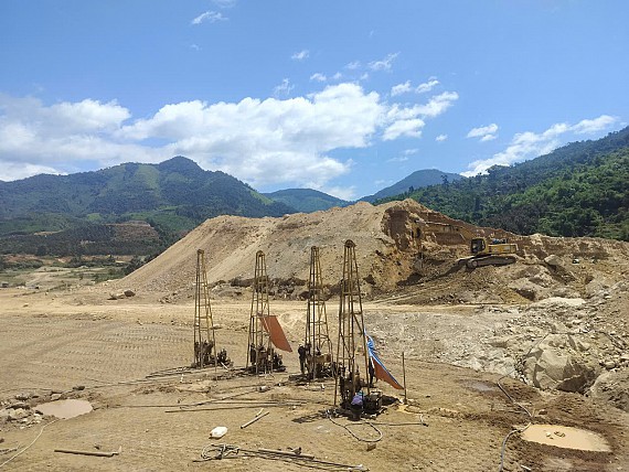 Cập nhật hình ảnh ICC2 thi công khoan phụt công trình HCN Sơn Trung - tỉnh Khánh Hòa