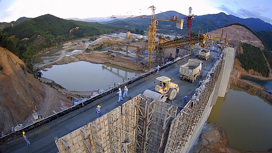 Cập nhật hình ảnh thi công khoan phụt Hồ chứa nước Đồng Mít - tỉnh Bình Định